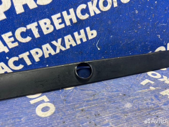 Накладка крышки багажника Bmw E36 седан 1996