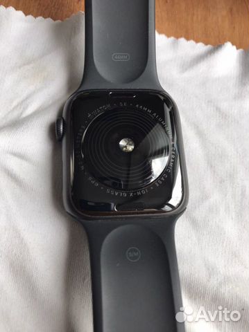 Смарт часы apple watch se 44мм