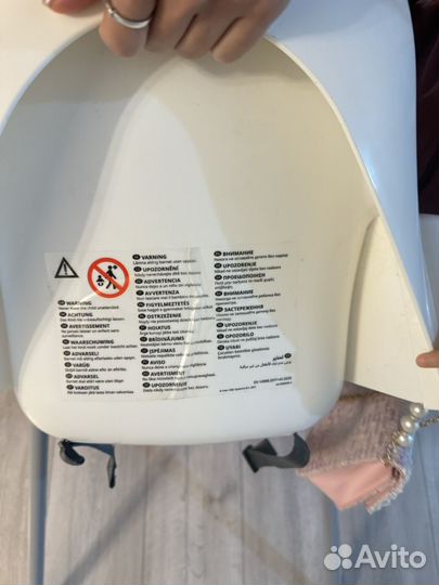 Стул для кормления IKEA с подножкой