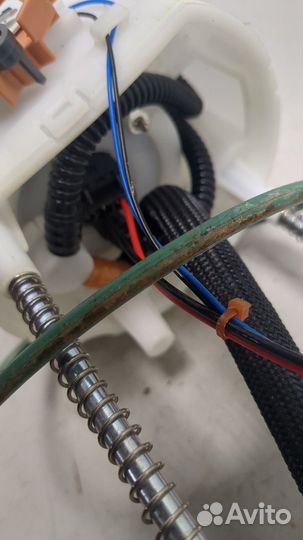 Насос топливный электрический Hummer H3, 2006