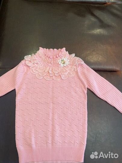 Свитер новый на девочку 8-10 лет Польша