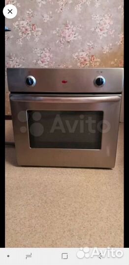 Встраиваемая электрич. духовку