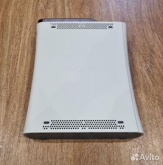 Xbox 360 Elite White