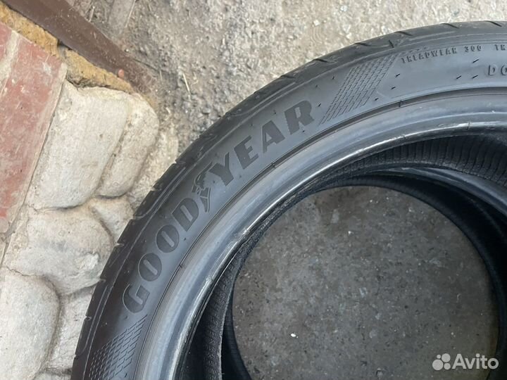 Goodyear Eagle F1 Asymmetric 5 245/40 R19 98Y