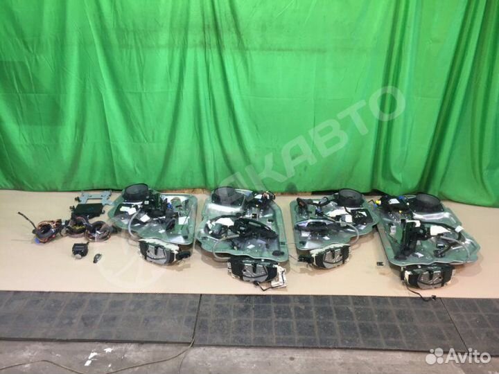 Блок электронный Mercedes-Benz S W221