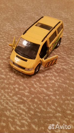 Модели автомобилей kinsmart и welly