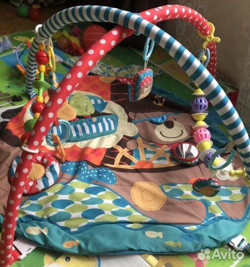 Развивающий коврик