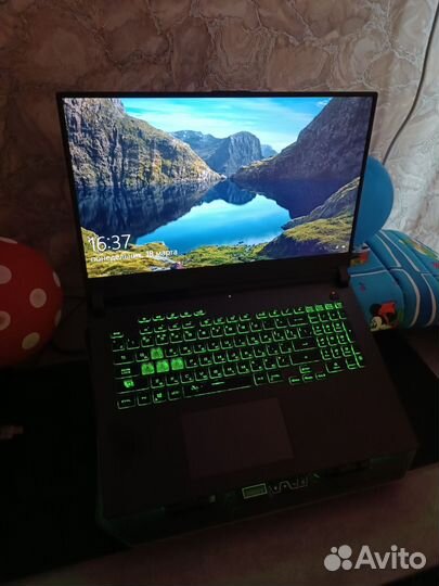 Игровой ноутбук Asus ROG Strix