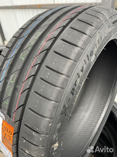 Tracmax X-Privilo TX3 245/45 R18