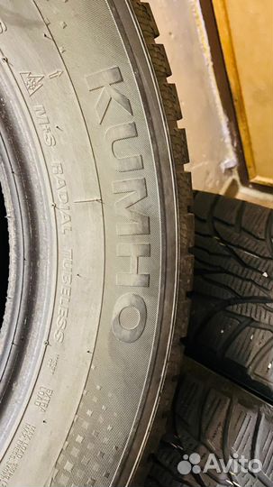 Kumho WinterCraft SUV Ice WS51 225/65 R17