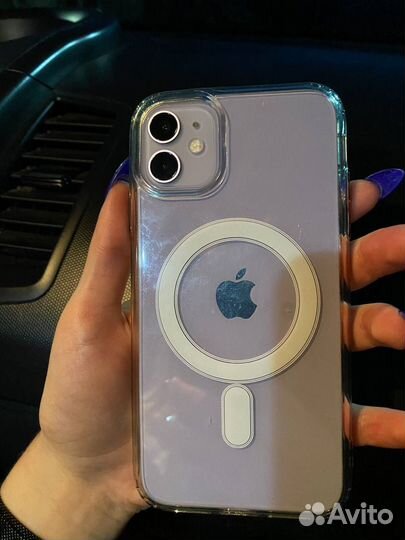 Телефон iPhone 11