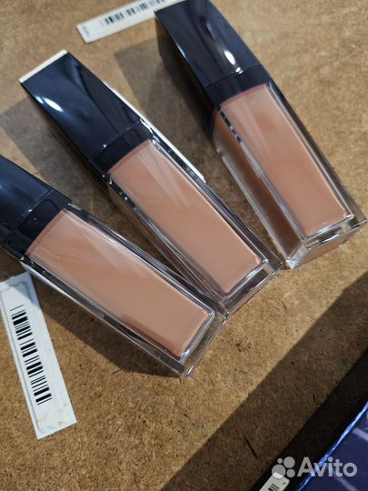 Помада для губ 102 Bronze Leaf. Estee Lauder