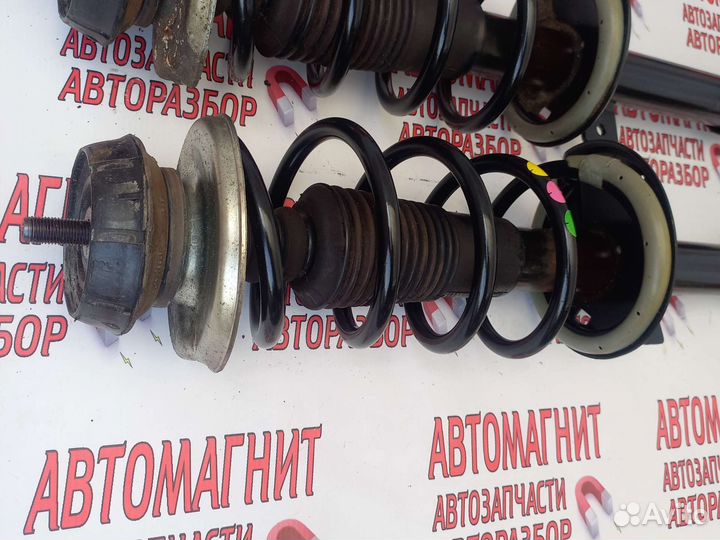 Амортизатор задний Рено Дастер 2 19 н.в