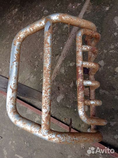 Кенгурятник на ниву