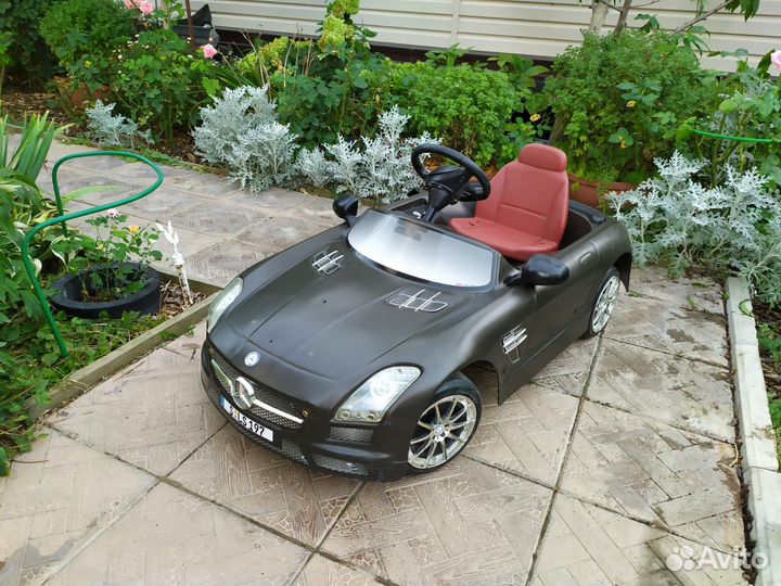 Электромобиль Mercedes для детей