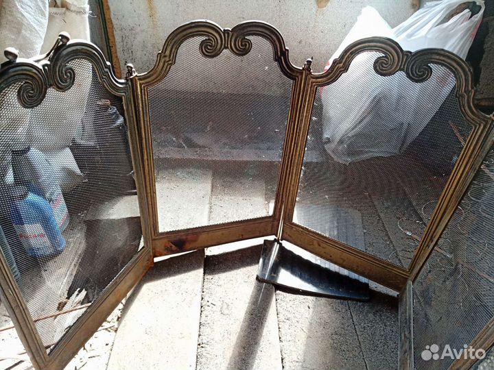 Экран защитный для камина