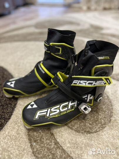 Лыжные ботинки fischer