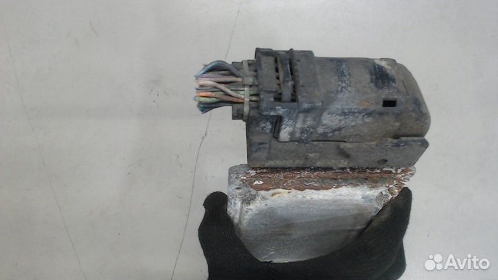 Блок управления подвеской Cadillac Escalade 3, 201