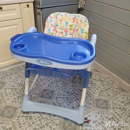 Стул для кормления