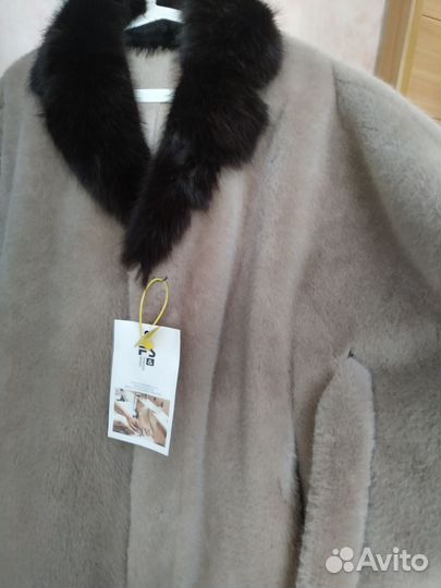 Шуба из эко меха под норку новая