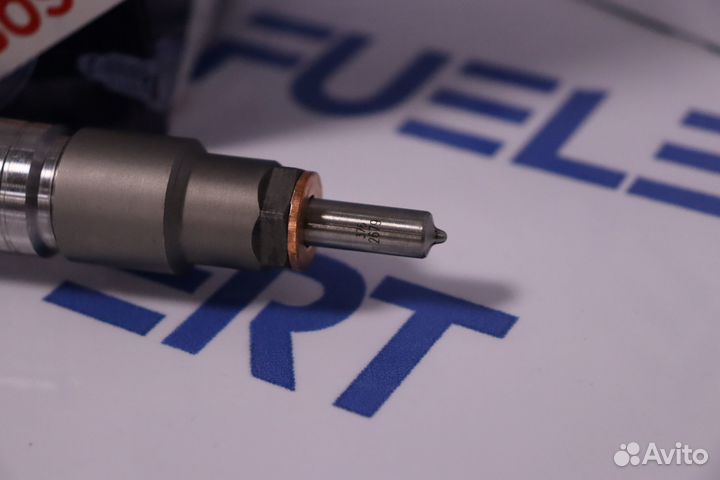 Форсунка топливная 0445120562