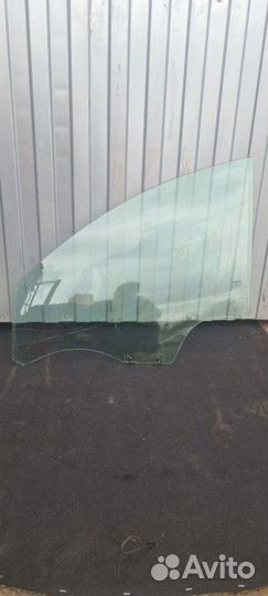 Стекло двери переднее левое Renault Duster HJD F4R