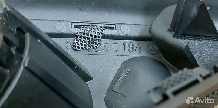 Треугольник левого зеркала Mercedes Benz w219