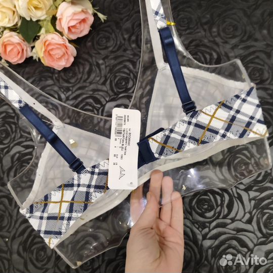 Бюстгальтер Lise Charmel 80С б/к