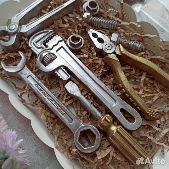 Шоколадные инструменты,мужской подарок