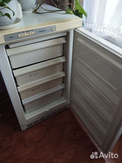 Холодильник бу