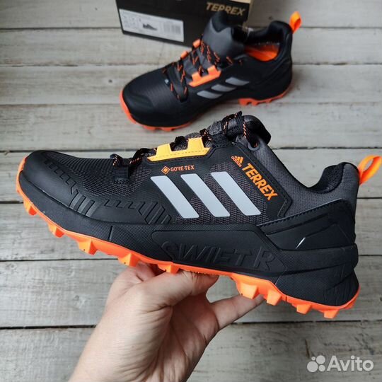 Коссовки Adidas Terrex Swift R3 GTX