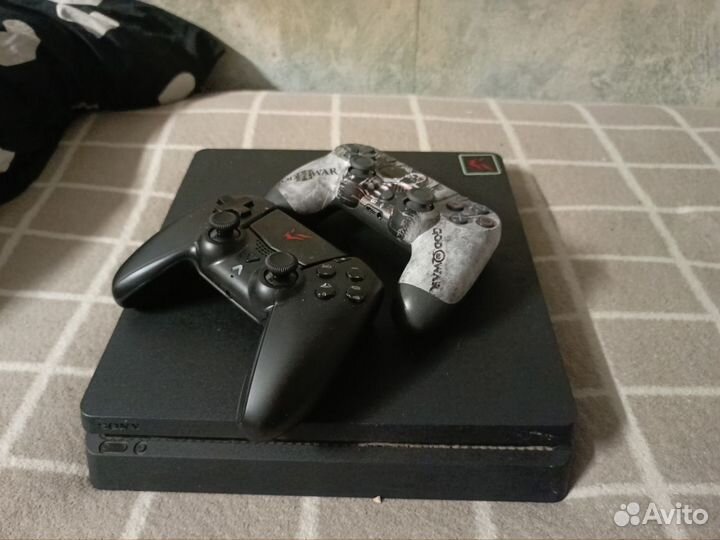 Игровая приставка ps4 с играми