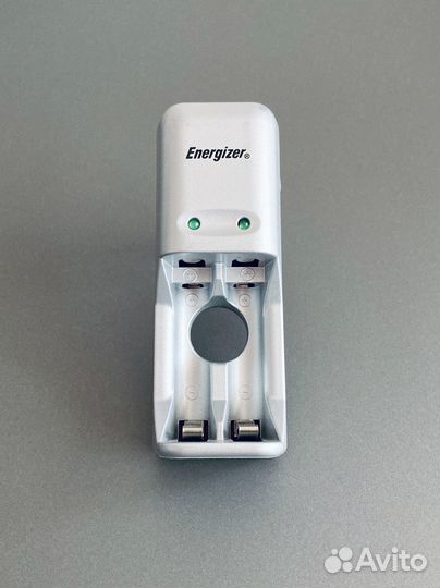 Зарядное устройство Energizer