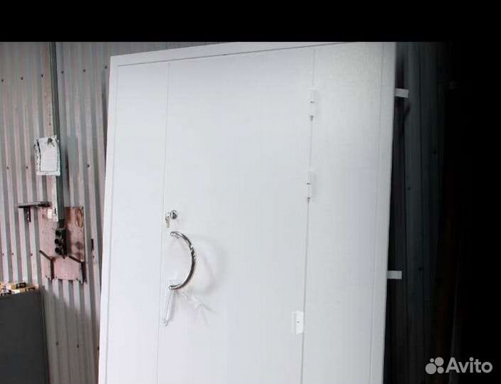 Двери металлические двустворчатые с 947