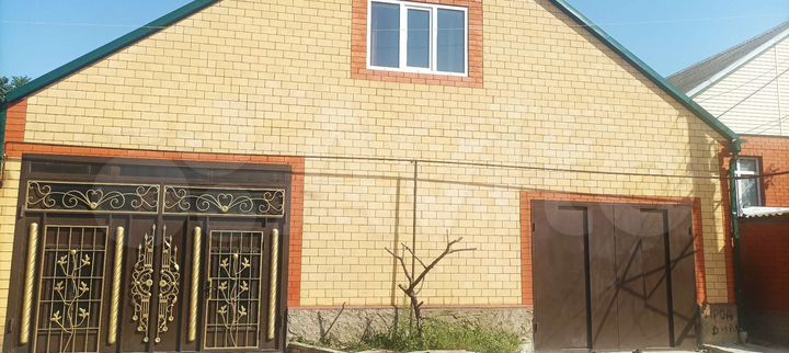 Дом 170 м² на участке 4 сот.