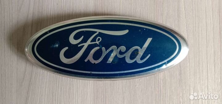 Эмблема форд
