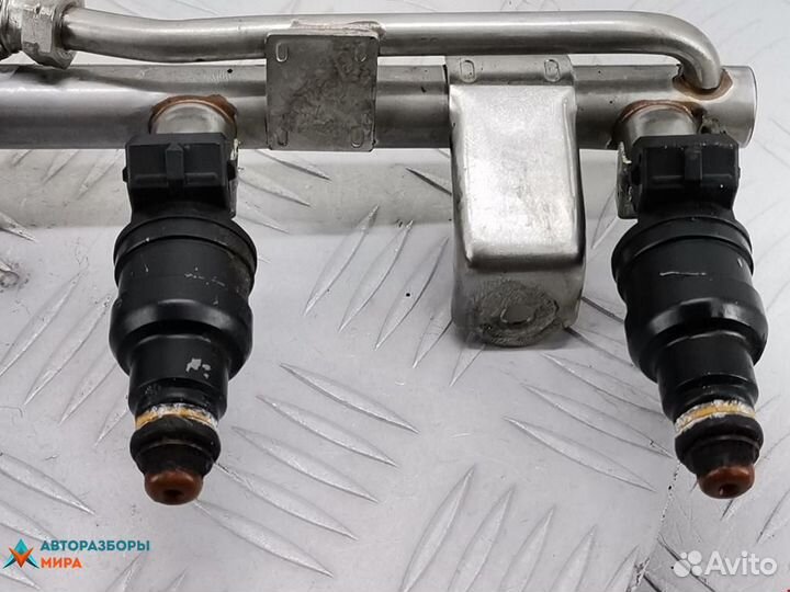 Форсунка Audi A6 4A/C4 1996 058133551A