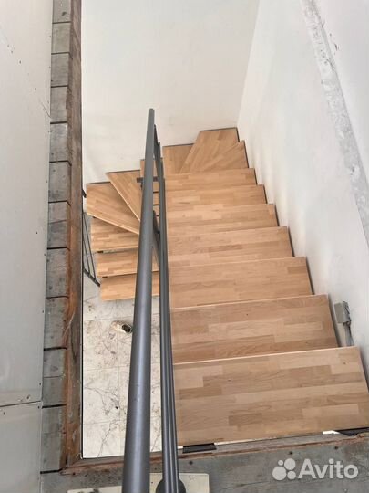 Лестница из металла на второй этаж