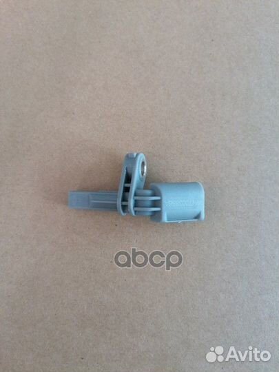 Датчик ABS VW passat 201008 - / VW touareg 200