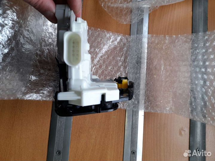 Электропривод водительской двери ауди VW