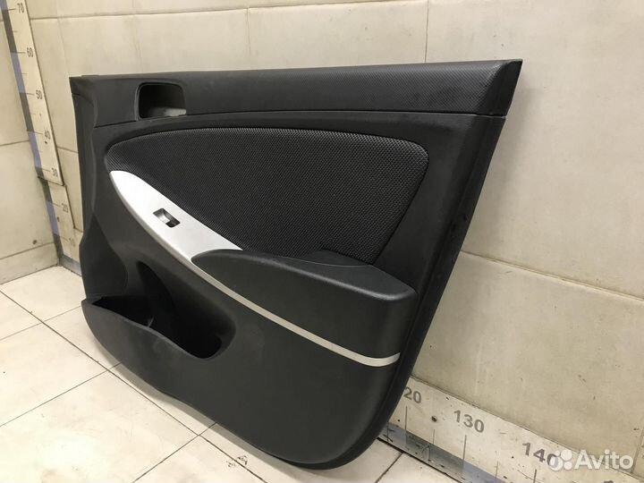 Обшивка двери передней правой Solaris 2010-2017