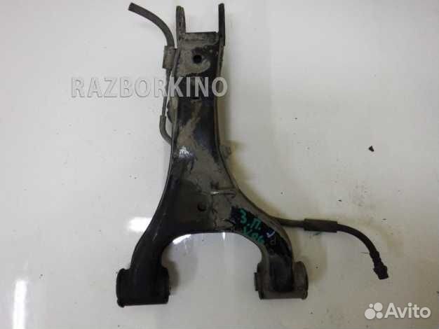 Рычаг задний верхний правый