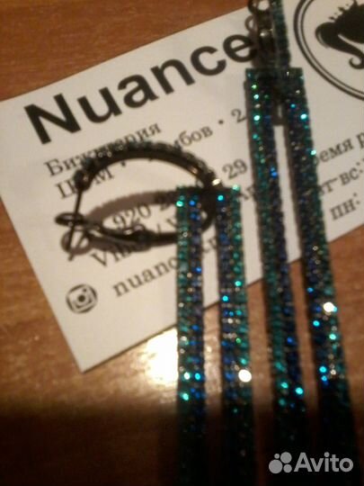 Продам вечерние серьги