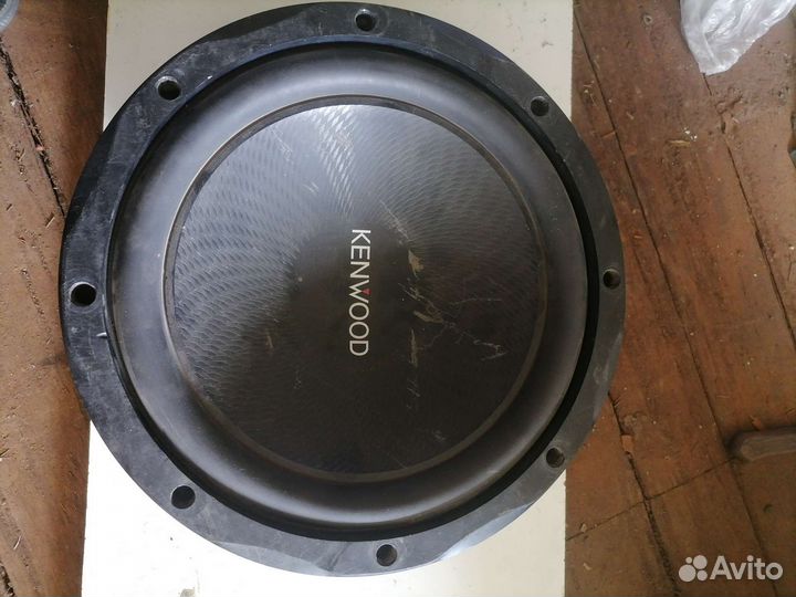 Сабвуфер с усилителем