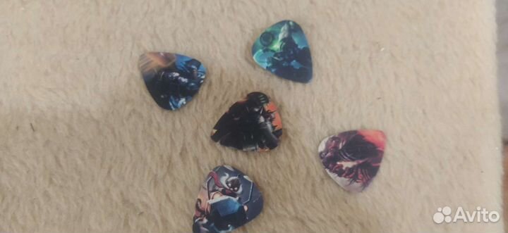 Акустическая гитара