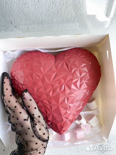 Шоколадное сердце пиньята конфеты ручной работы