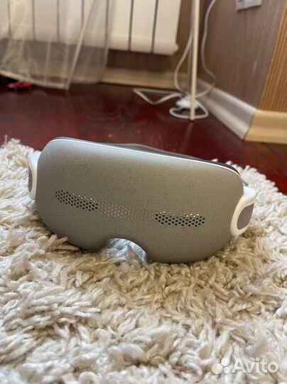 Массажер для глаз bork