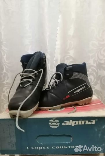 Лыжи беговые, палки, ботинки