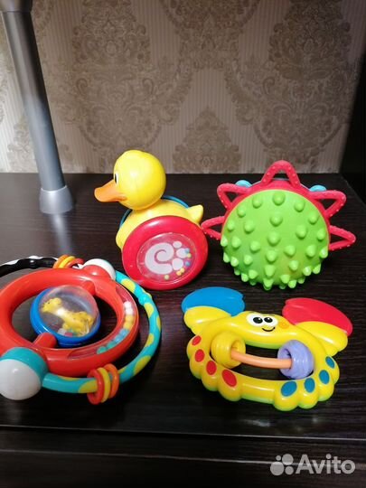Развивающие игрушки