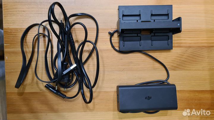 Dji mavic air Fly more combo (без коптера)